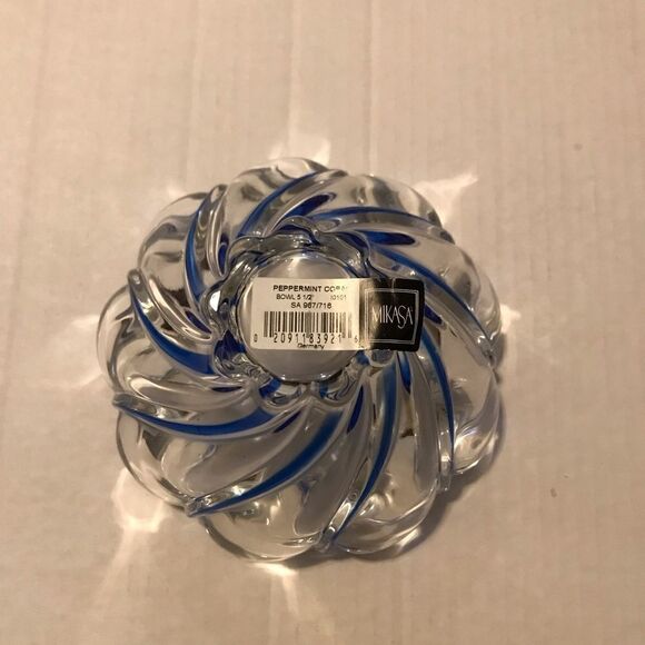 NIB Mikasa Peppermint Coral hand painted glass bowl - Picture 5 of 6